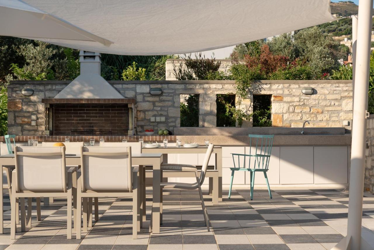 Eco Villa, A Perfect Escape Close To The Beach, By Thinkvilla Maroulás Exterior foto