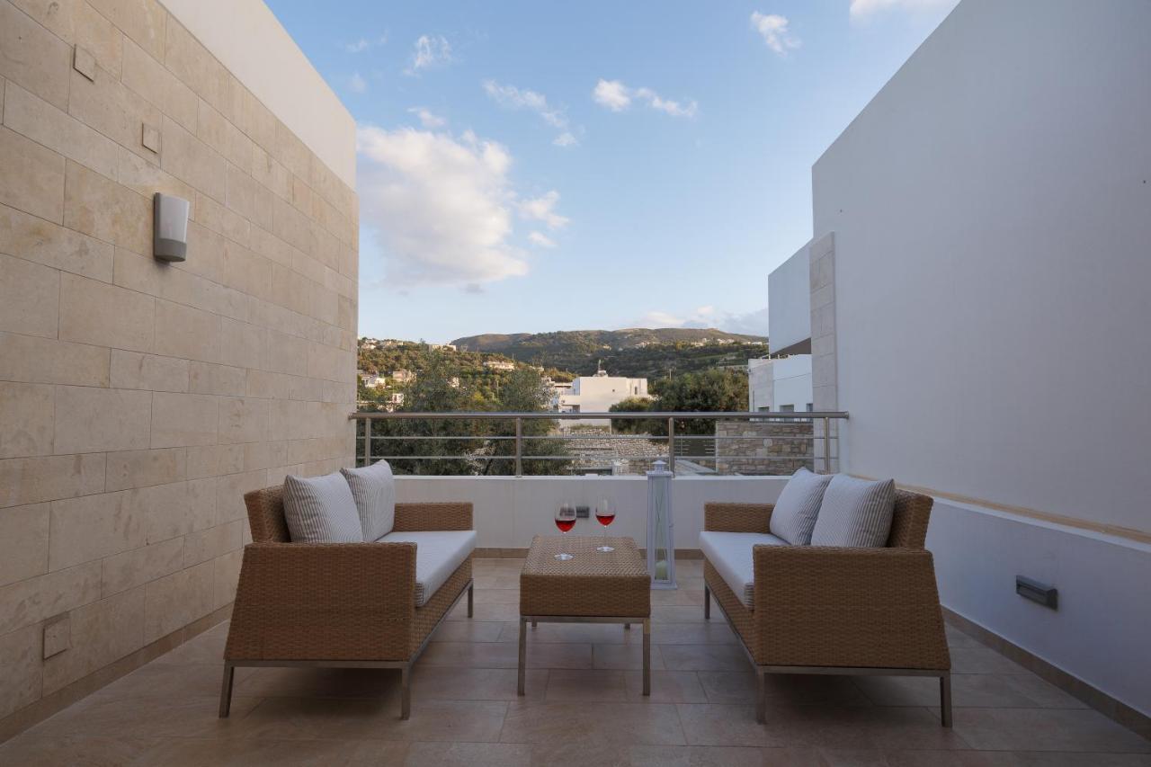 Eco Villa, A Perfect Escape Close To The Beach, By Thinkvilla Maroulás Exterior foto