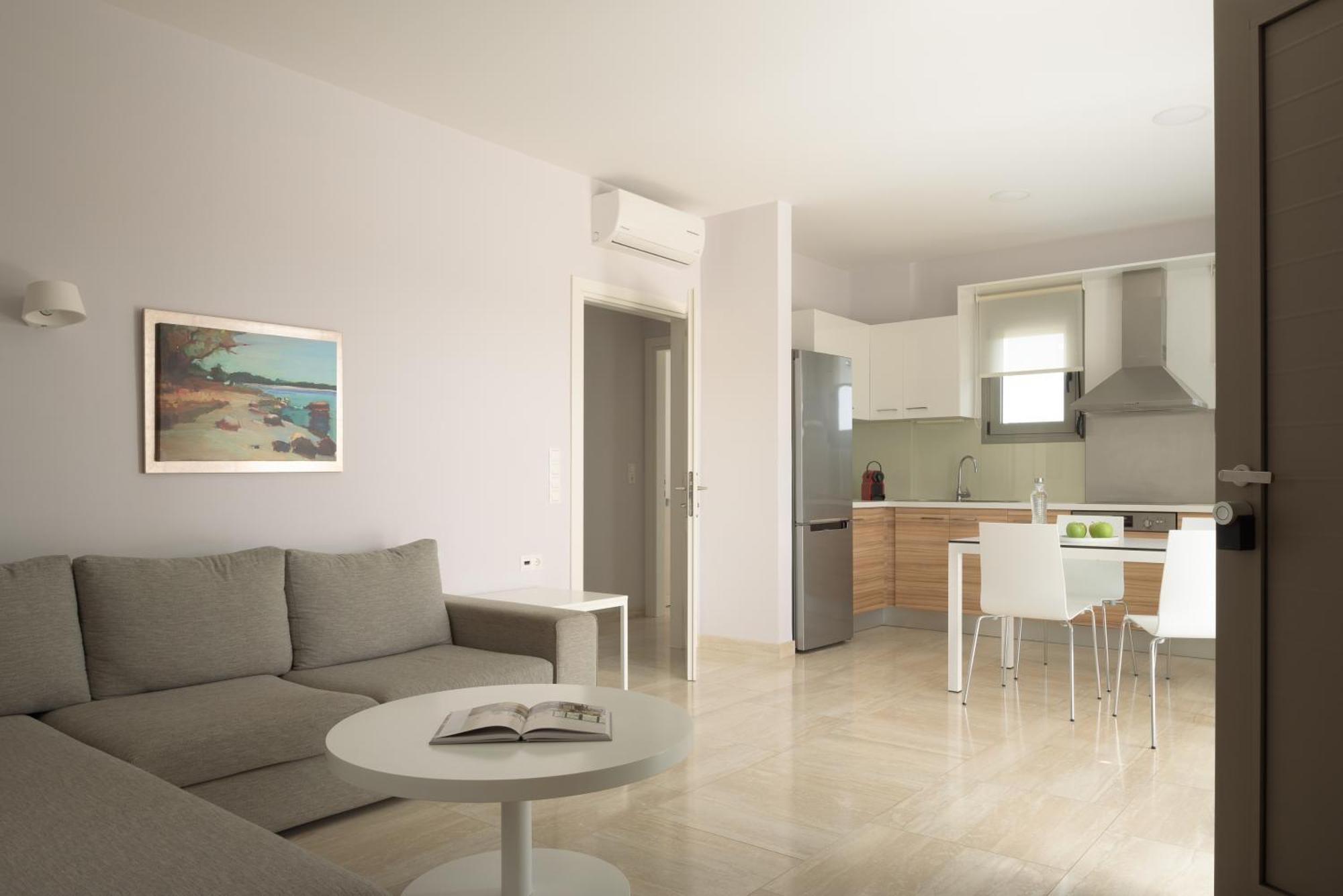 Eco Villa, A Perfect Escape Close To The Beach, By Thinkvilla Maroulás Exterior foto