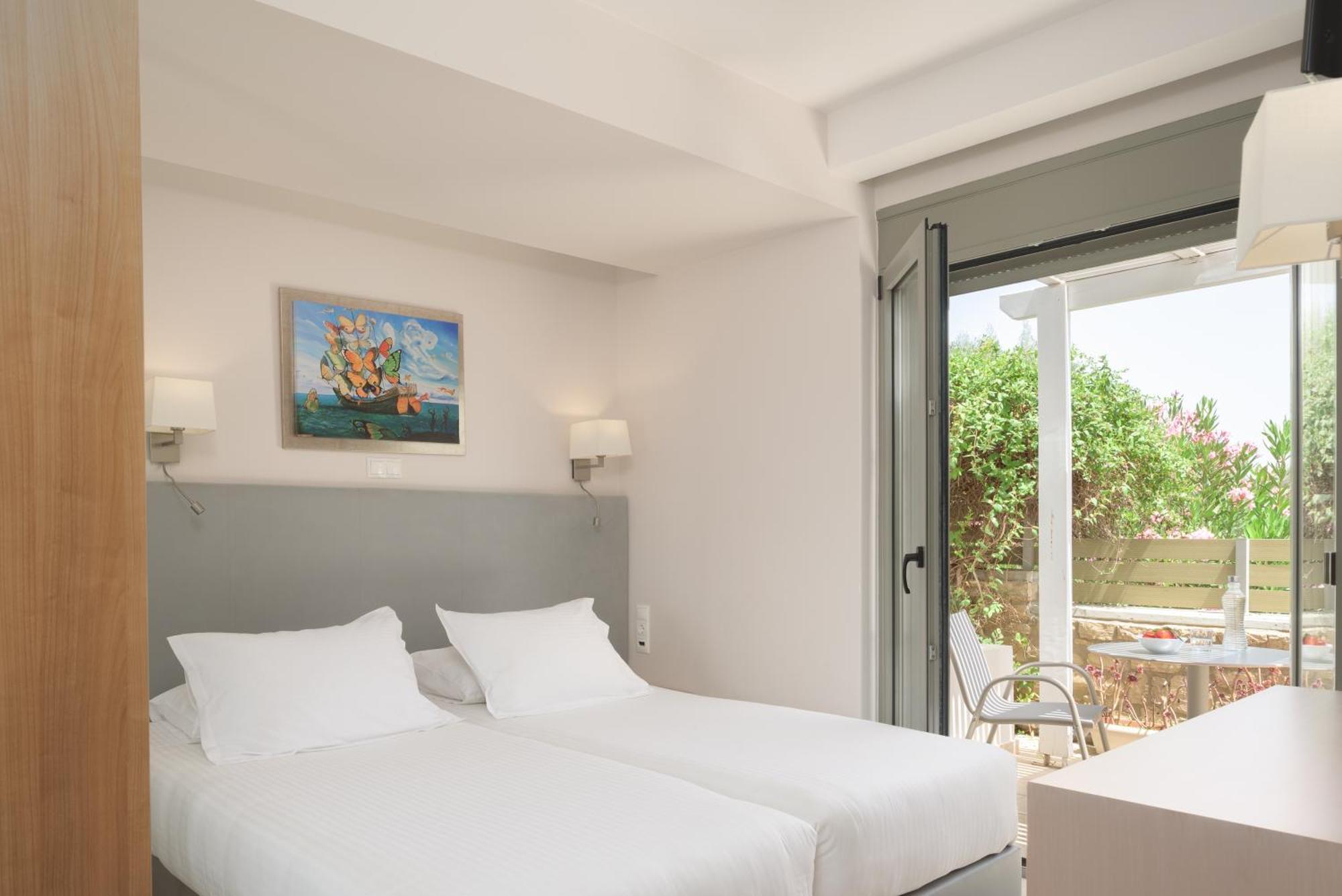 Eco Villa, A Perfect Escape Close To The Beach, By Thinkvilla Maroulás Exterior foto